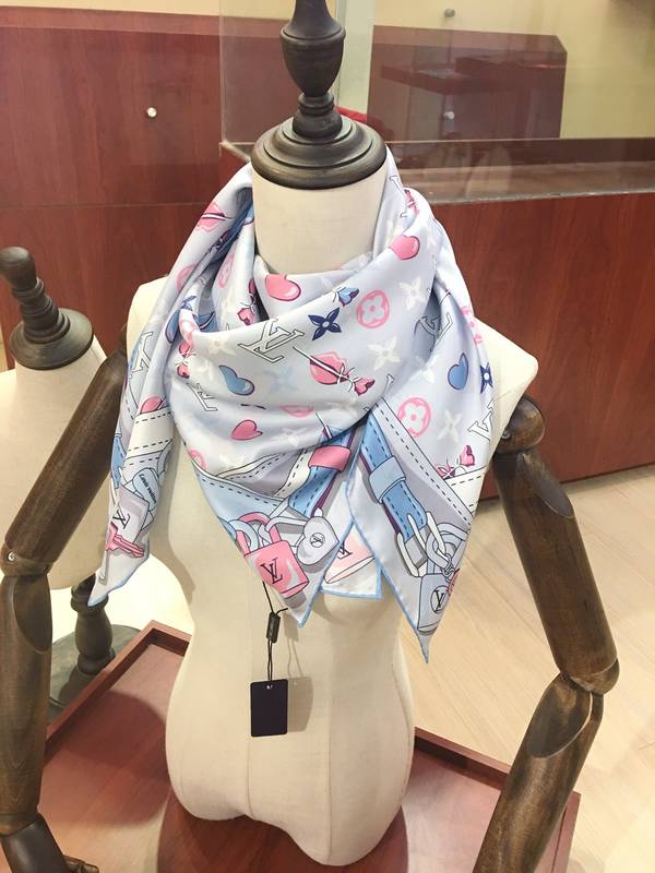 Louis Vuitton Scarf LVC00525